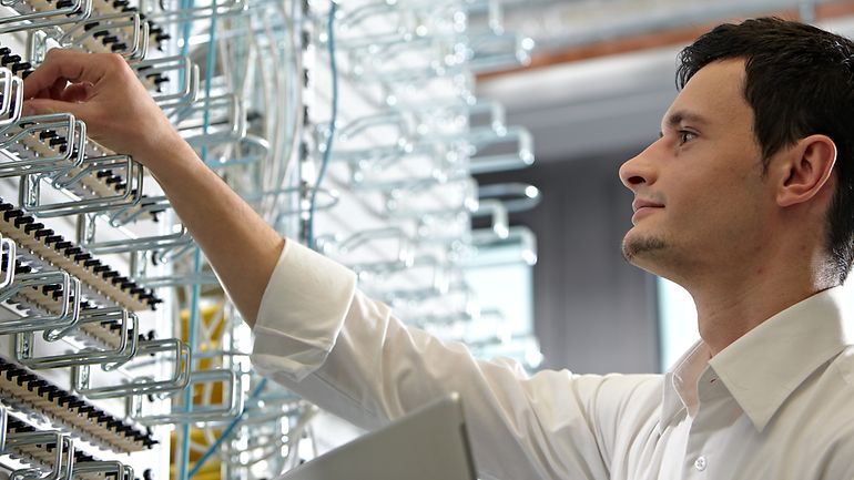 Employee during maintenance work